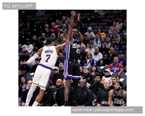 湖人缺少东詹却被里夫斯打爆德罗赞拉文表现为何不敌对手 湖人缺少东詹却被里夫斯打爆德罗赞拉文表现为何不敌对手