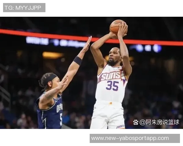 小桥三分失准表现低迷半场仅得4分2篮板正负值惨淡16 小桥三分失准表现低迷半场仅得4分2篮板正负值惨淡16