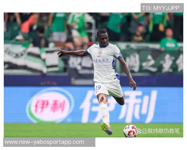 河南足球队焕发新生力北京国安队展现百变雄风 河南足球队焕发新生力北京国安队展现百变雄风