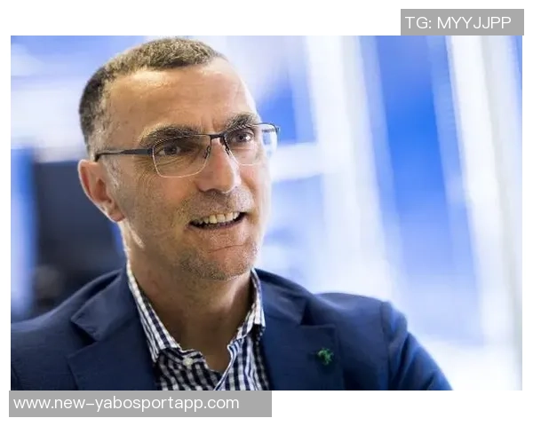 贝尔戈米批评国米轮换不足强调球队平均年龄偏大影响欧冠表现