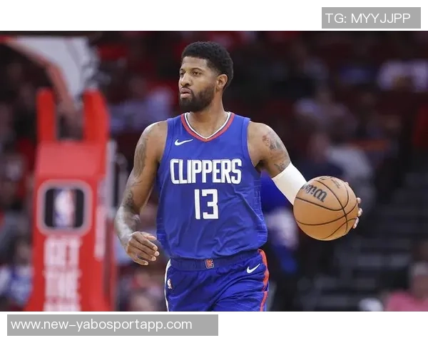 乔治表现平平三分命中率不佳却贡献15分4篮板6助攻球队仍需提升整体状态 乔治表现平平三分命中率不佳却贡献15分4篮板6助攻球队仍需提升整体状态