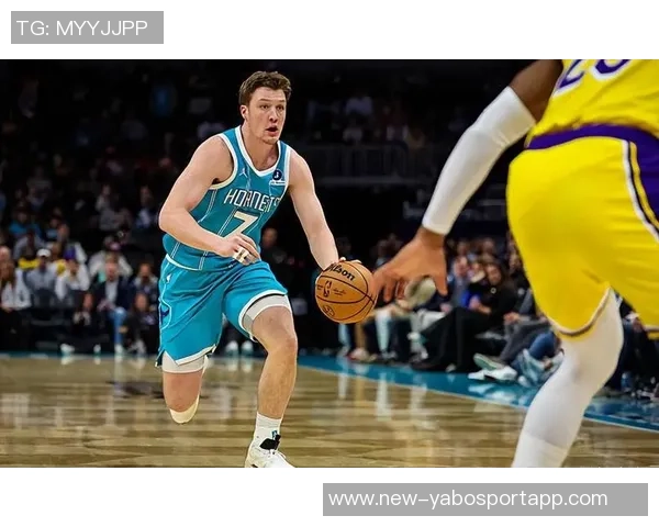 克尼佩尔表现出色4号秀11投5中贡献14分4篮板3助攻正负值高达18