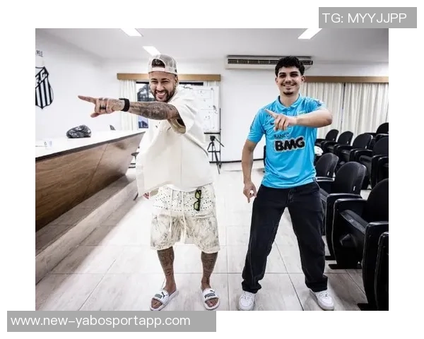 内马尔与13年前白血病球迷重逢感人瞬间再现温暖回忆