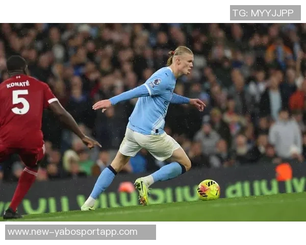 奥赖利谈左后卫表现提升哈兰德跑位能力令人赞叹