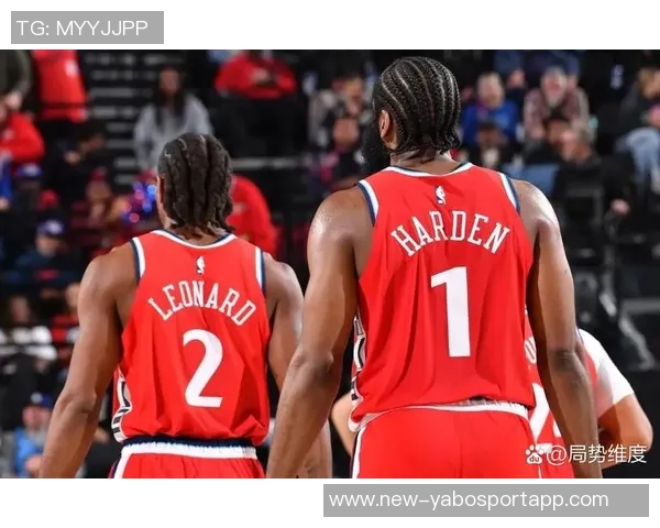 快船前后表现反差巨大前27场惨淡14场逆袭成强队 快船前后表现反差巨大前27场惨淡14场逆袭成强队